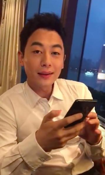 圈内扒爷爆料朱亚文视频